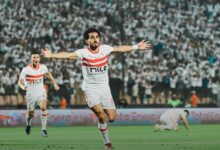 طبيب الزمالك يقضي على أفراح التتويج بكأس الكونفيدرالية.. الكشف عن حجم إصابة أحمد حمدي